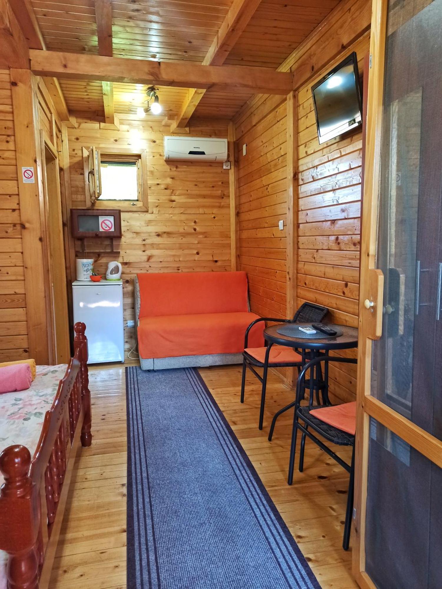 Eko Apartmani Backi Petrovac Pokoj fotografie